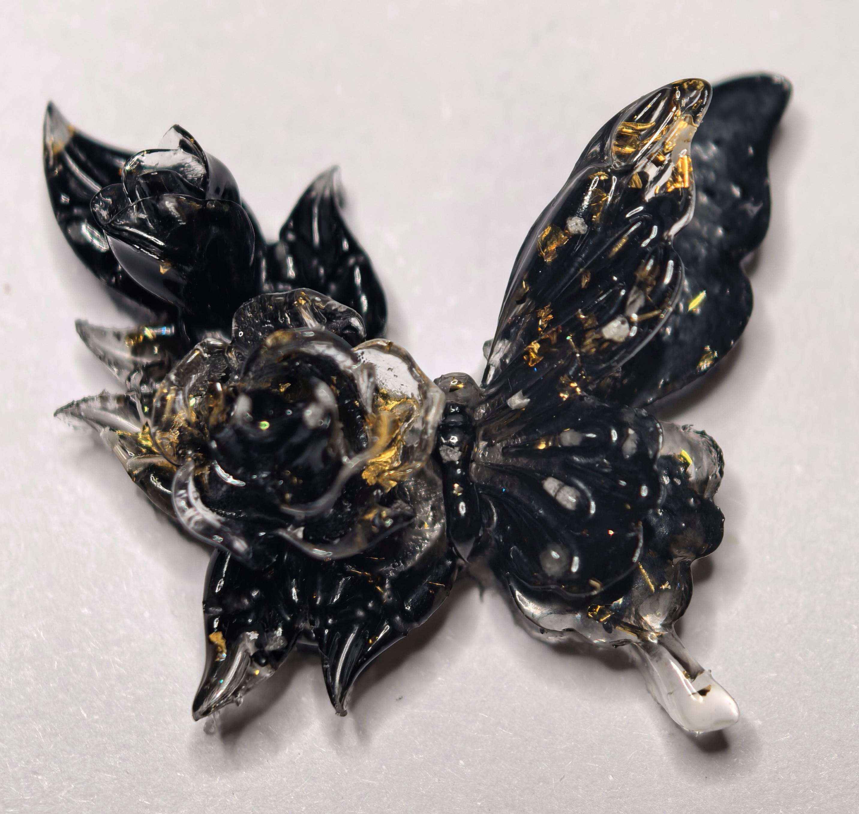 卡27双花缀翼蝶
